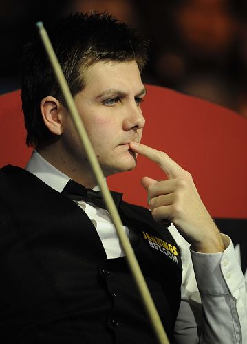 力求突破自 力求突破自