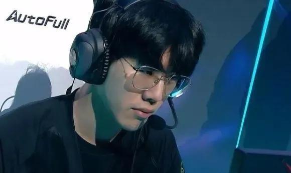 也是信号灯 也是信号灯